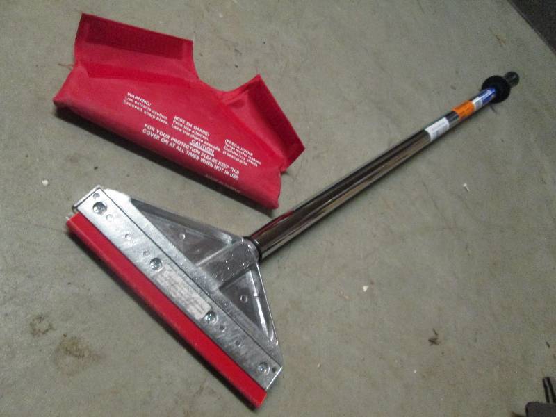 lot 216 image: QEP 8 Adjustable Razor Floor Scrap...