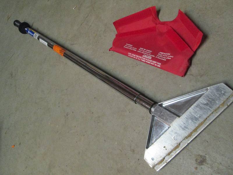 lot 217 image: QEP 8 Adjustable Razor Floor Scrap...