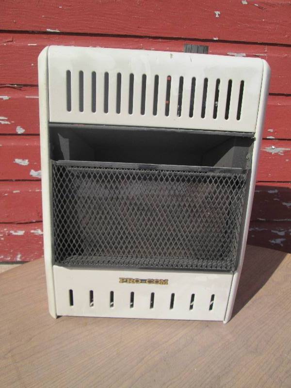 lot 8 image: Pro-com propane  LP gas heater 100...