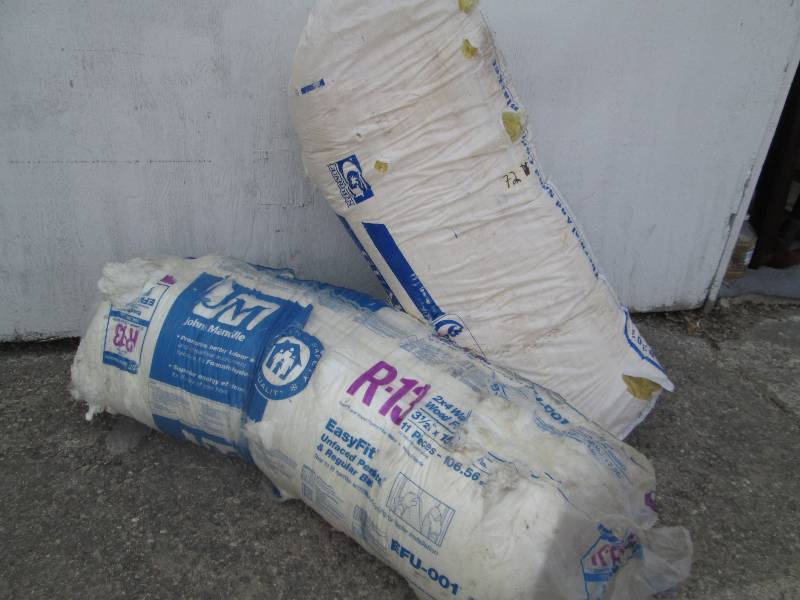 lot 72 image: 1 package of R13 3.5 thick x 15 wid...