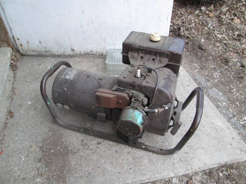 lot 67 image: electrical geneator- gas powered ...
