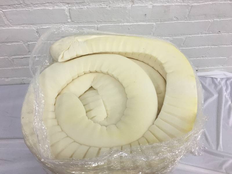 lot 68 image: McLeland Design 3 Visco Foam Mattress Topper - Twin Retail $99