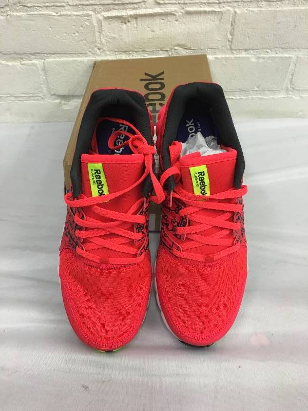 lot 99 image: Reebok womens Twistform MT Running Shoe Size 7 Retail $90