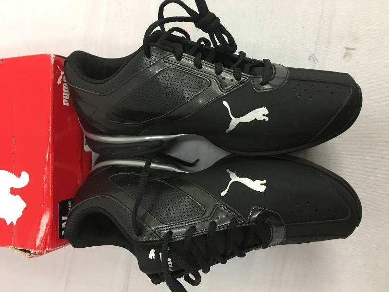 lot 114 image: Puma mens Tazon 6 Wide Running Shoe Retail $85 Size 8.5
