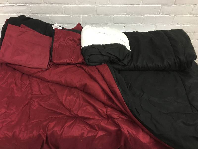 Red Black Reversible Comforter March Merchandise Liquidation 300