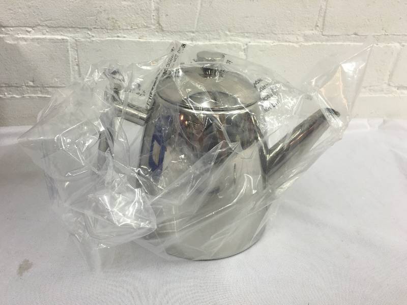 lot 167 image: Frieling 1810 Stainless Steel Primo Teapot with Infuser, 34-ounce retail $60