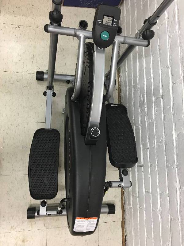 lot 274 image: LifeMax Elliptical Trainer retail $189