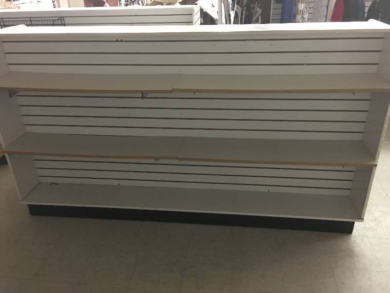 lot 284 image: H-Unit Slatwall Gondola Display - White- ULINE retail $335