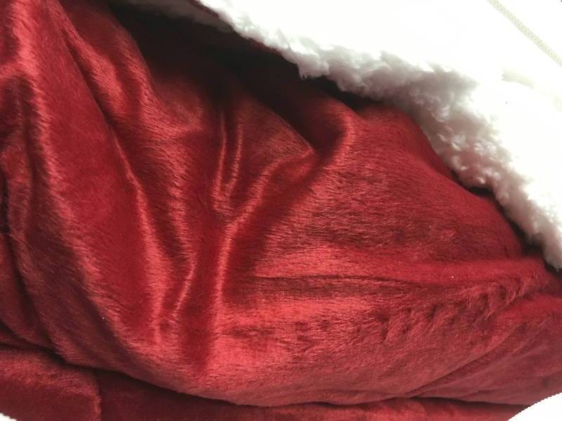 lot 237 image: Micro Mink Sherpa 3pc Comforter Set - King Retail $110