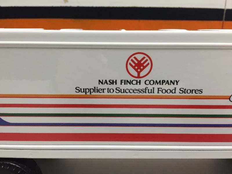 NASH FINCH COMPANY SUPPLIER FOOD STORES SEMI