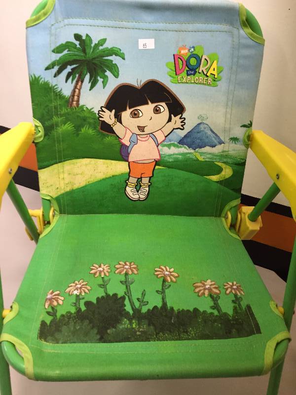 DORA CHAIRS, TABLE AND UMBRELLA