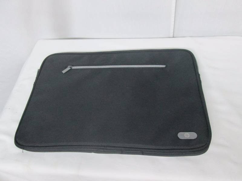 lot 57 image: Sleeve for HP 15.6 Laptop  Black