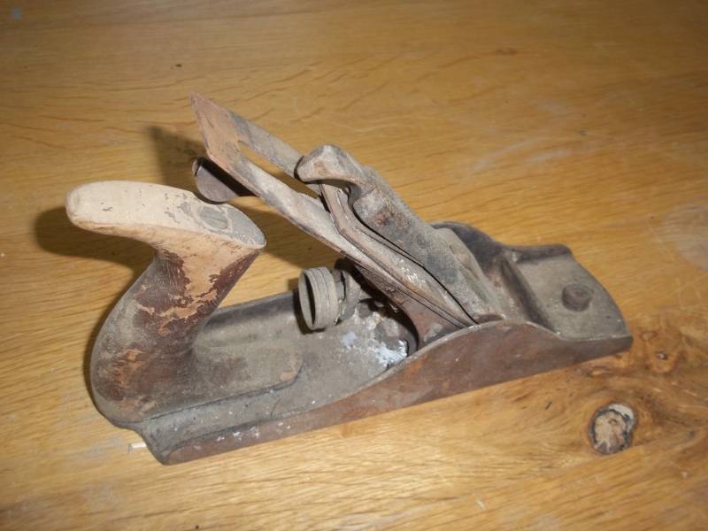 lot 9 image: 9 wood plane