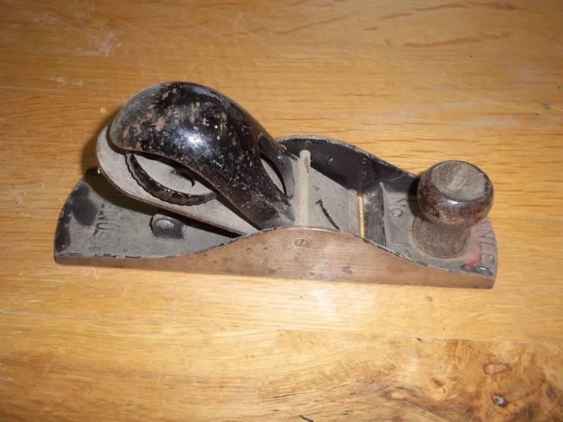 lot 11 image: 7 Stanley NO. 120 wood plane