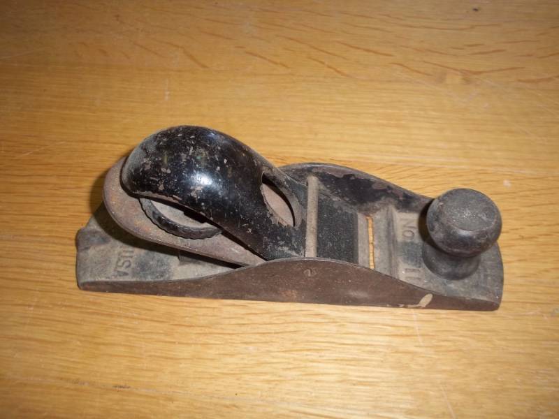 lot 18 image: 7 wood plane Stanley NO. 110