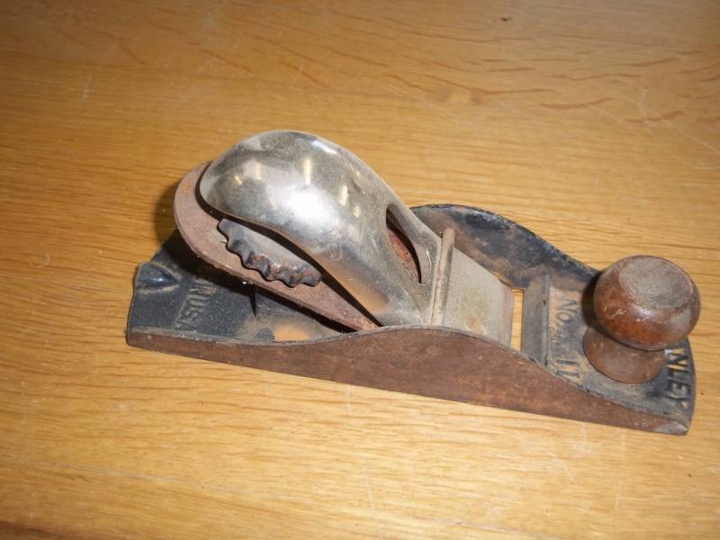 lot 22 image: 7 Stanley NO. 110 wood plane