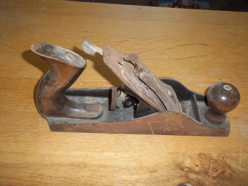 lot 29 image: 10 wood plane