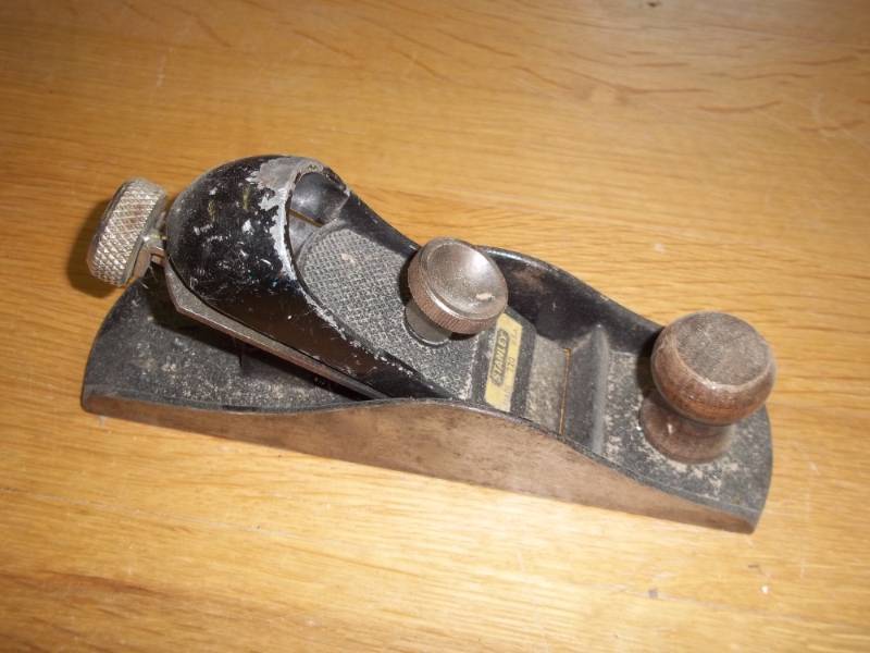 lot 33 image: 7 wood plane
