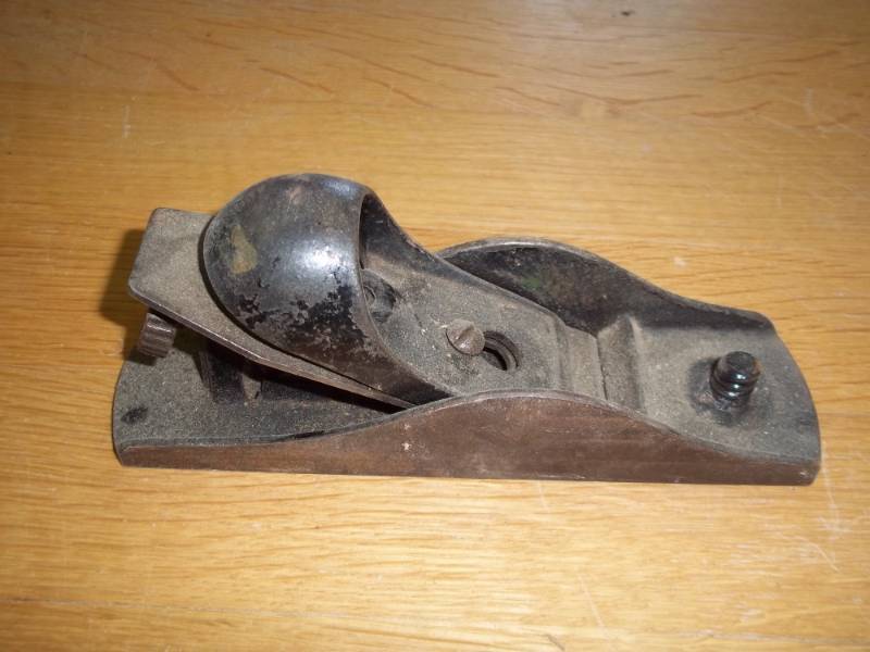 lot 38 image: 6 12 wood plane