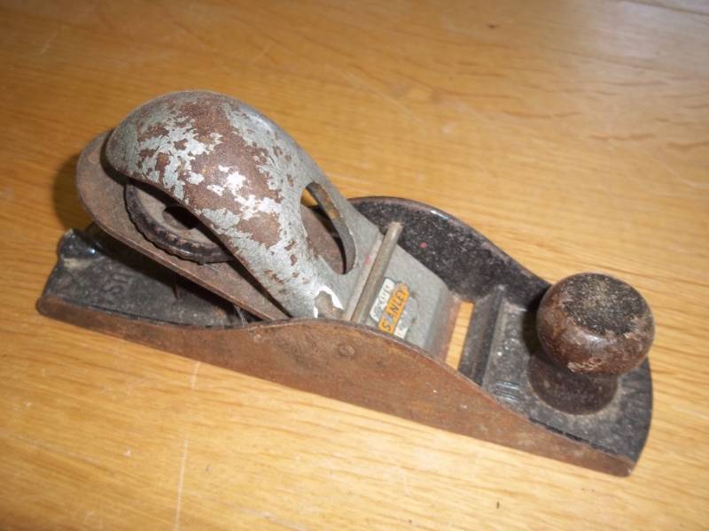 lot 42 image: 7 Stanley NO. 110 wood plane