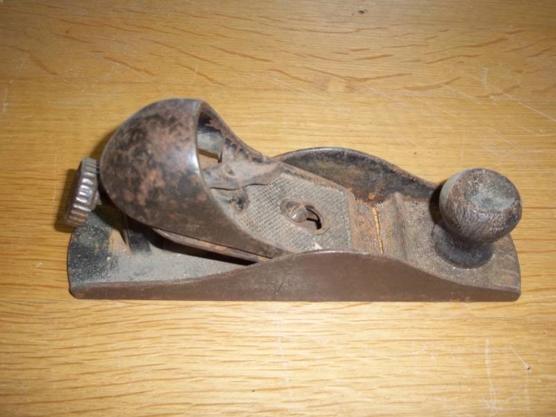 lot 54 image: 7 wood plane (stamped DEX 220)