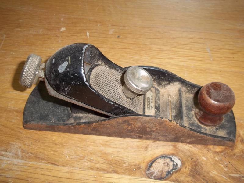 lot 74 image: 7  wood plane