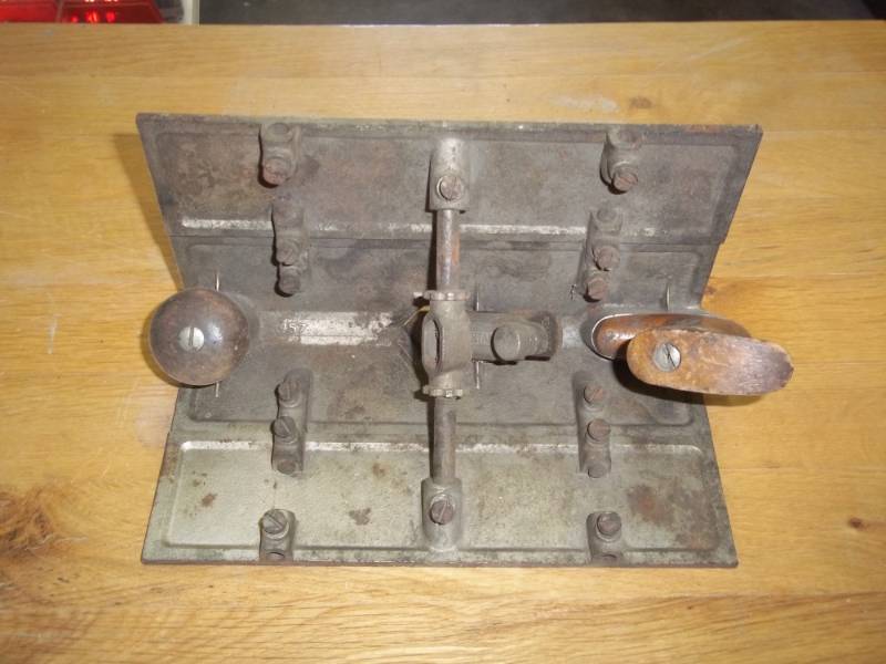 lot 75 image: Stanley #57 Inside Corner plane 10 adjustable  wood plane Very Rare