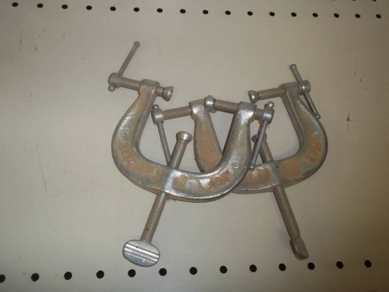lot 102 image: pair of 3 point clamps