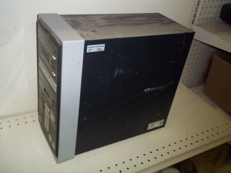 lot 172 image: compaq presario windows pc (windows xp)