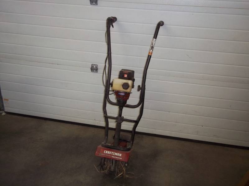 lot 187 image: Craftsman cultivator gas powered