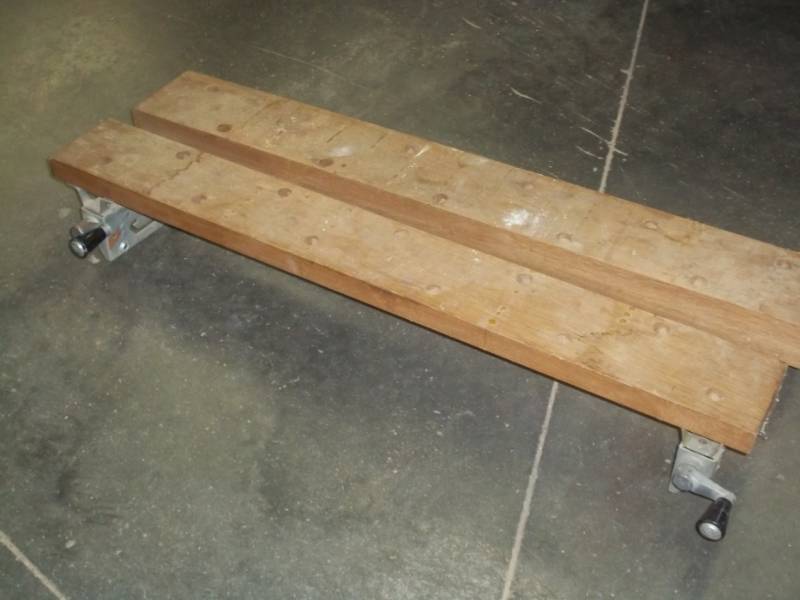 lot 260 image: large wood vice
