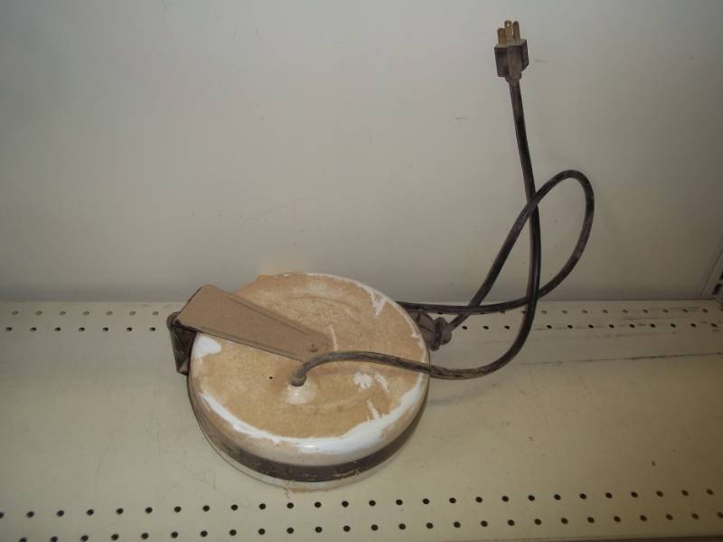 lot 269 image: Retraction Extension Cord
