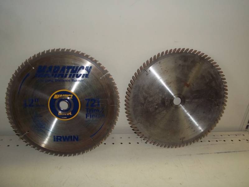 lot 288 image: Pair of 12 Saw Blades