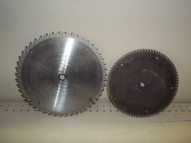 lot 292 image: 12 Saw Blade and 10 Saw Blade