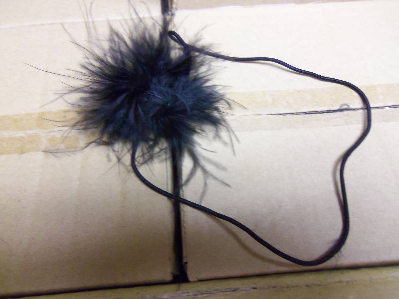 Feather Boa Bow Stretch Loop