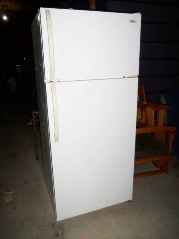 Refrigerator