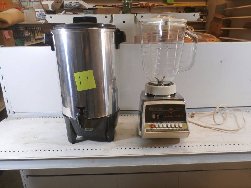 Coffee pot blender.
