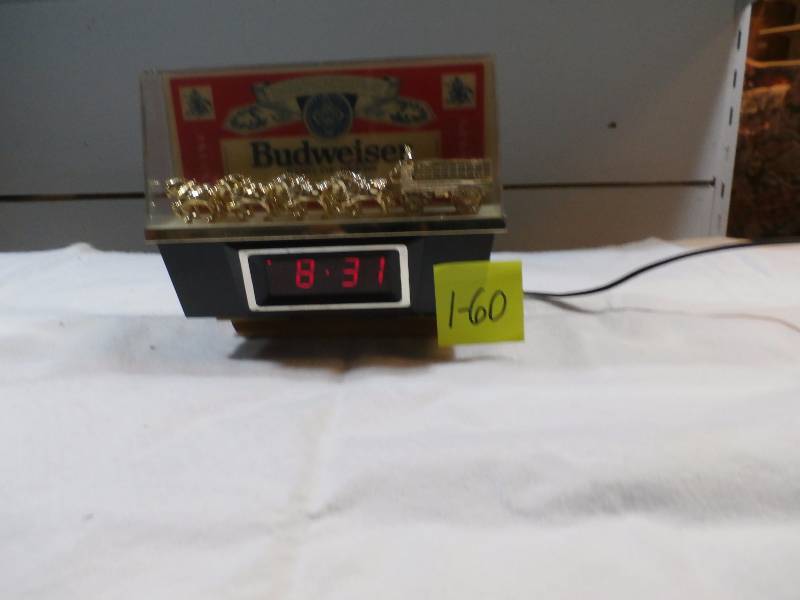 BUDWIESER lightclock.