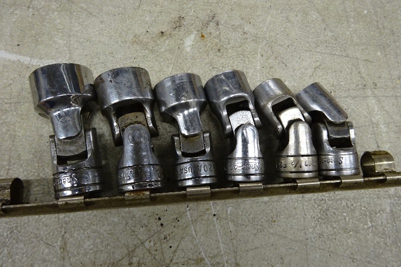 lot 16 image: Snap On 6 pc Swivel sockets