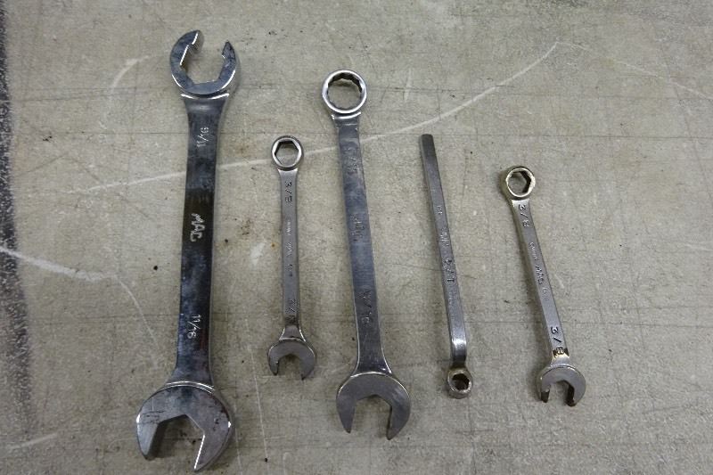 lot 30 image: Mac wrenchs
