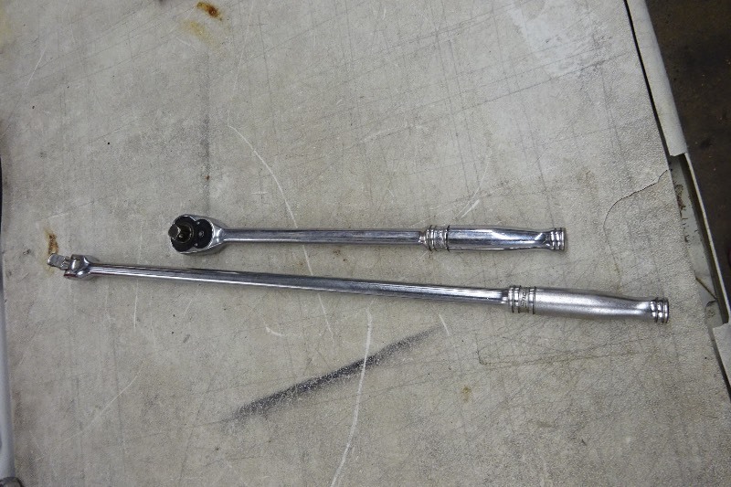 lot 42 image: Snap On Breaker bar 12 24 Long