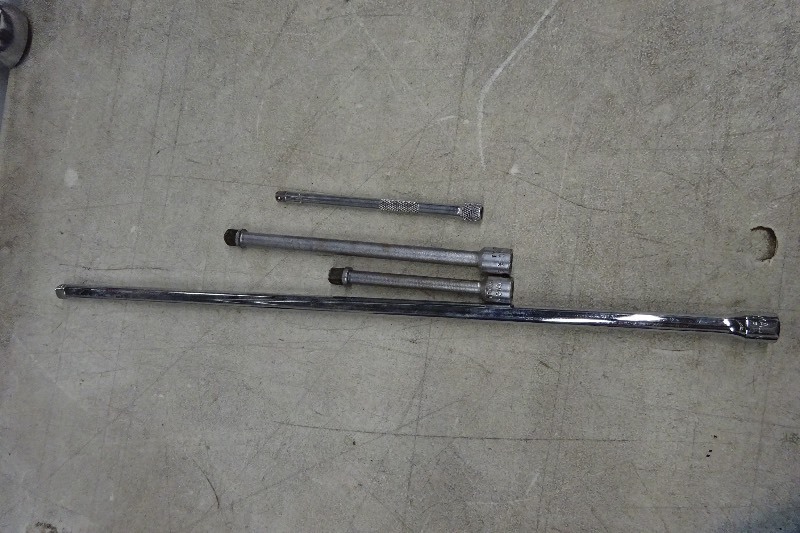 lot 45 image: Mac lot of 4 extension bars