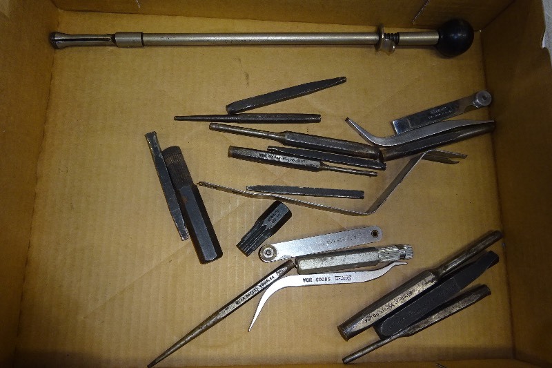 lot 78 image: Snap On punches