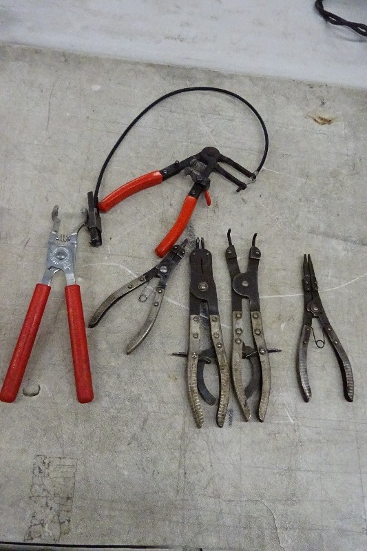lot 37 image: Matco and other specialty tools