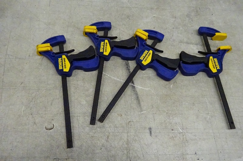 lot 57 image: Irvin Quick Grips