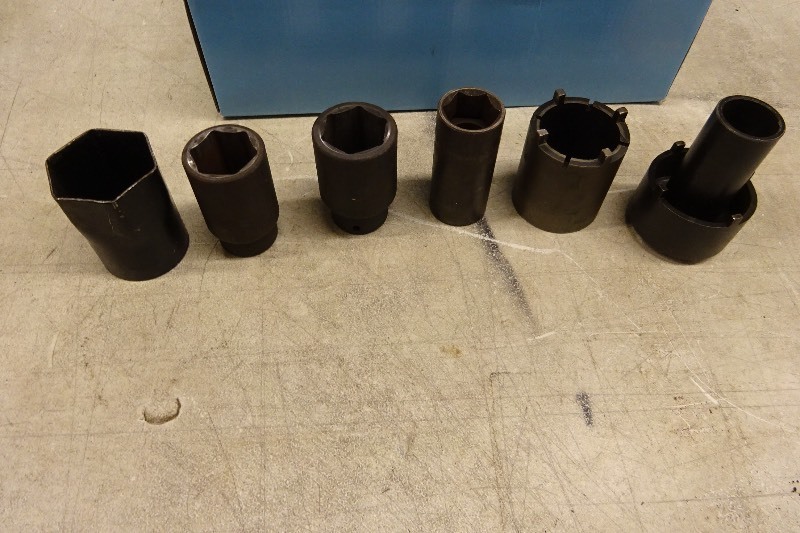 lot 63 image: Impact 12 drive Impact sockets