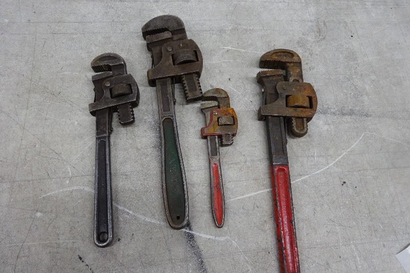 lot 70 image: Pipe Wrenches