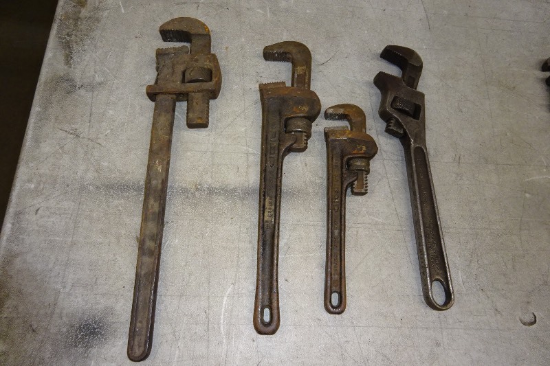 lot 71 image: Pipe Wrenches