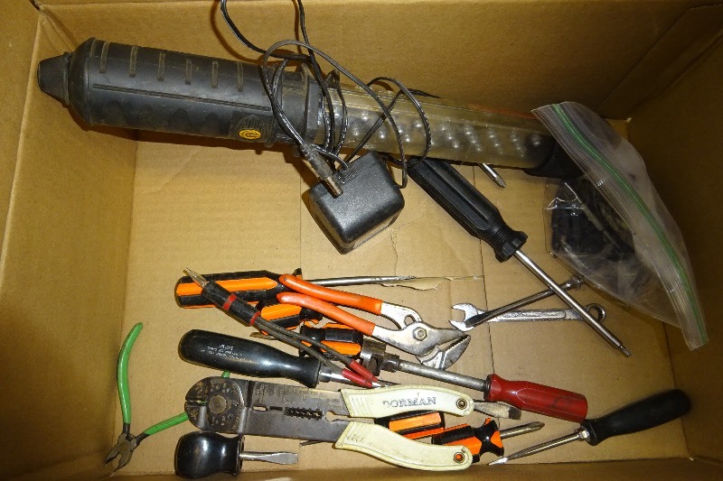 lot 95 image: Craftsman light, pliers and screwdrivers