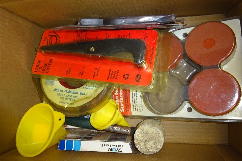 lot 104 image: Hose cutter, Funnel, rubber hammer, brushes